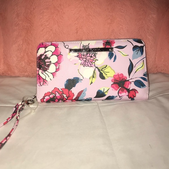 Betsey Johnson Handbags - Betsey Johnson Floral Hand Wallet